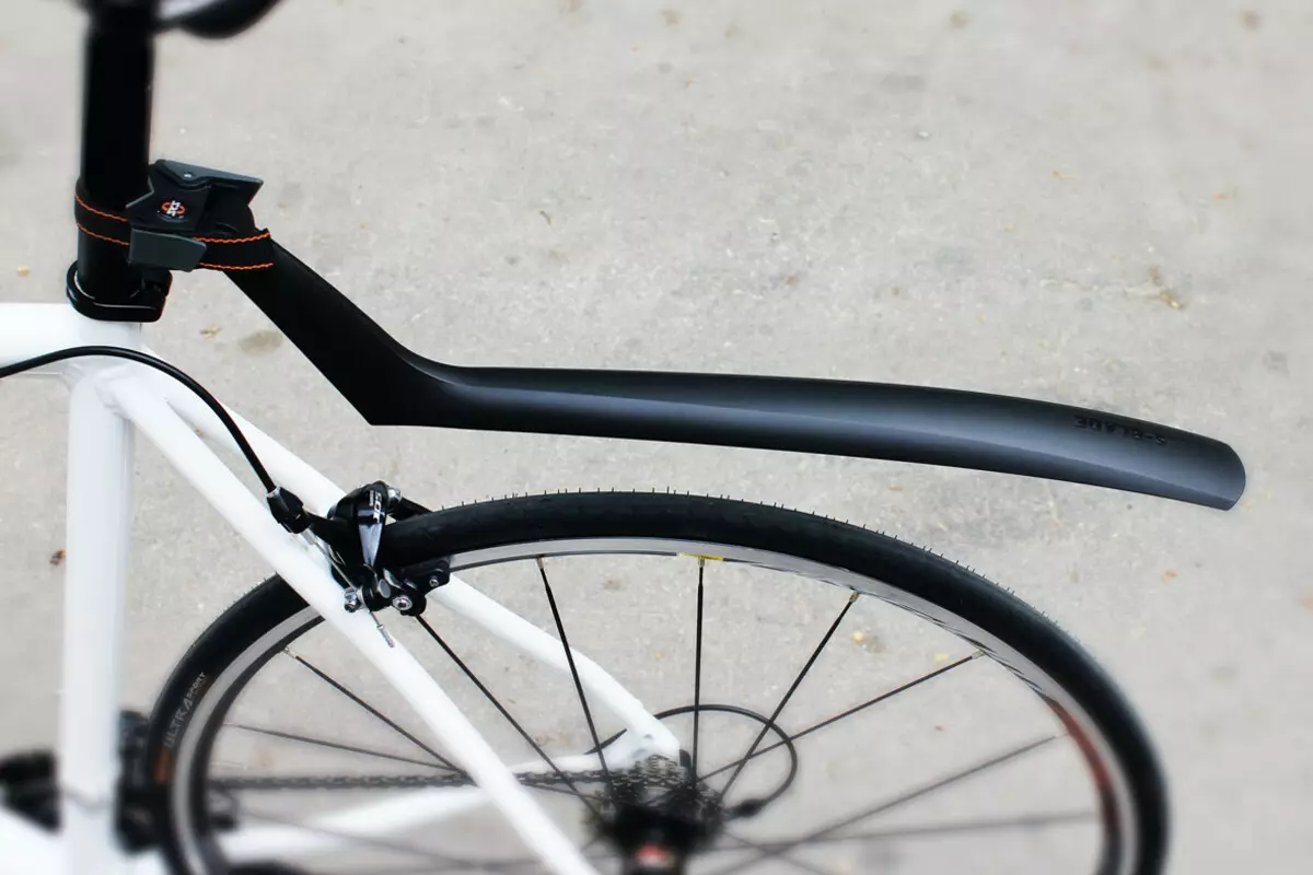 Asas para bicicleta (72 fotos): selecione as asas de bicicleta traseira e dianteira para rodovia e outras bicicletas 8469_57