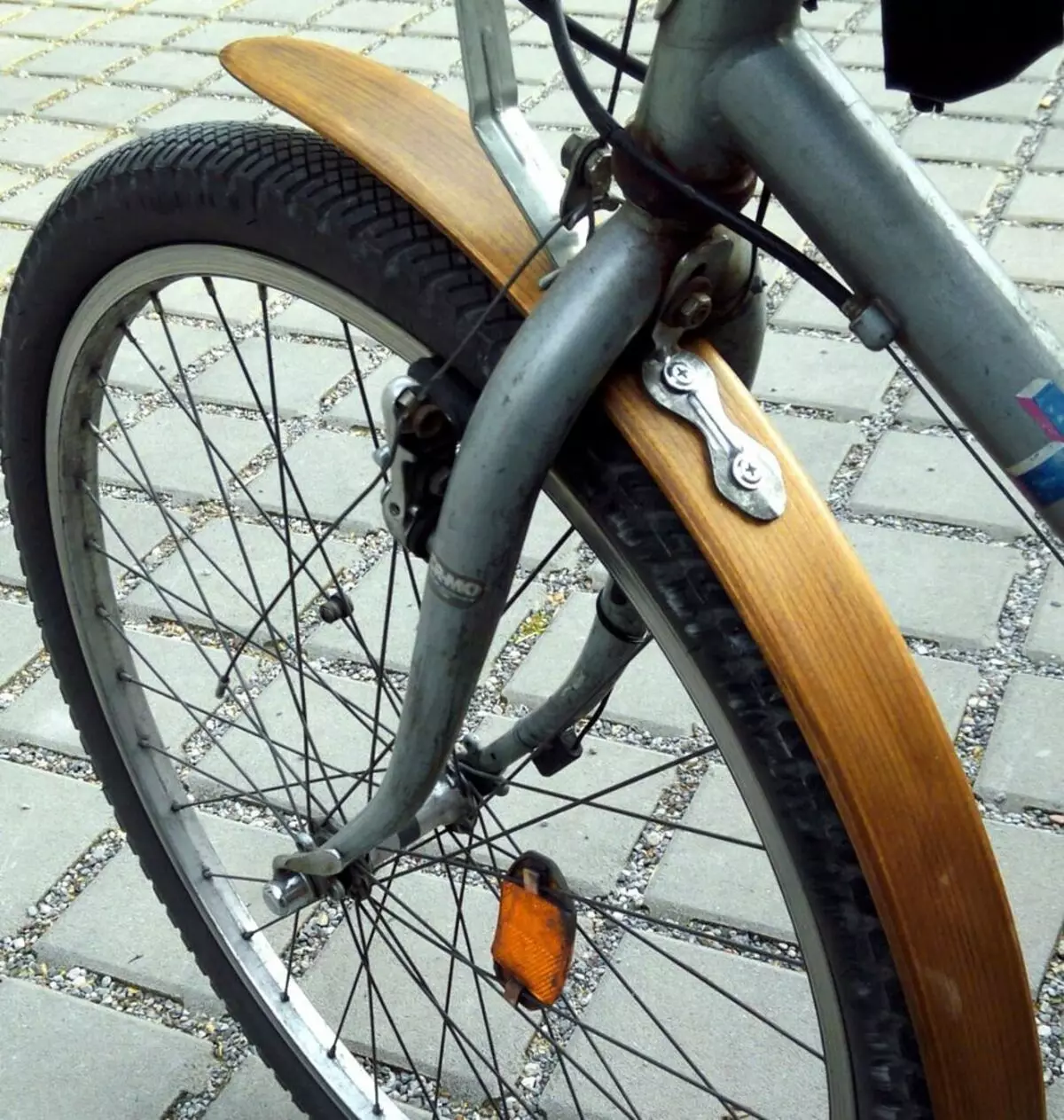 Велосипед (72 сүрөт): Шоссе жана башка велосипеддер үчүн арткы жана алдыңкы велосипед канаттарын тандаңыз 8469_70