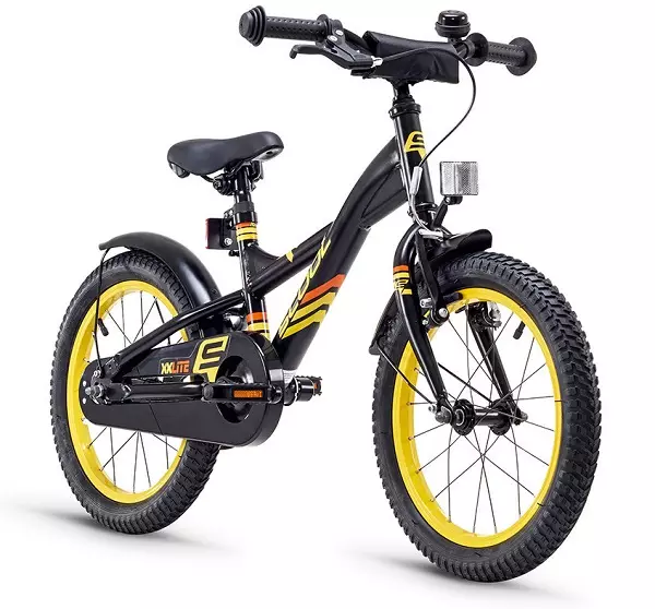 Bicicletas para niños de 3 años: ¡Calificación de los mejores modelos para un niño y niñas? Revisión de triciclos de luz y bicicletas de dos ruedas para un niño 8486_19