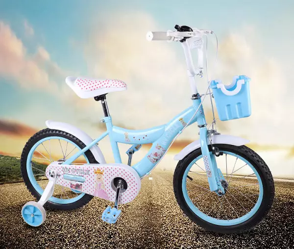 Bicicletas infantís de 3 anos: clasificación dos mellores modelos para un neno e nenas? Revisión de triciclos lixeiros e bicicletas de dúas rodas para un neno 8486_27