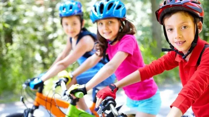 จักรยานเด็กอายุ 3 ปี: คะแนนของรุ่นที่ดีที่สุดสำหรับเด็กชายและเด็กหญิง? ทบทวนรถสามล้อเบาและจักรยานสองล้อสำหรับเด็ก 8486_40