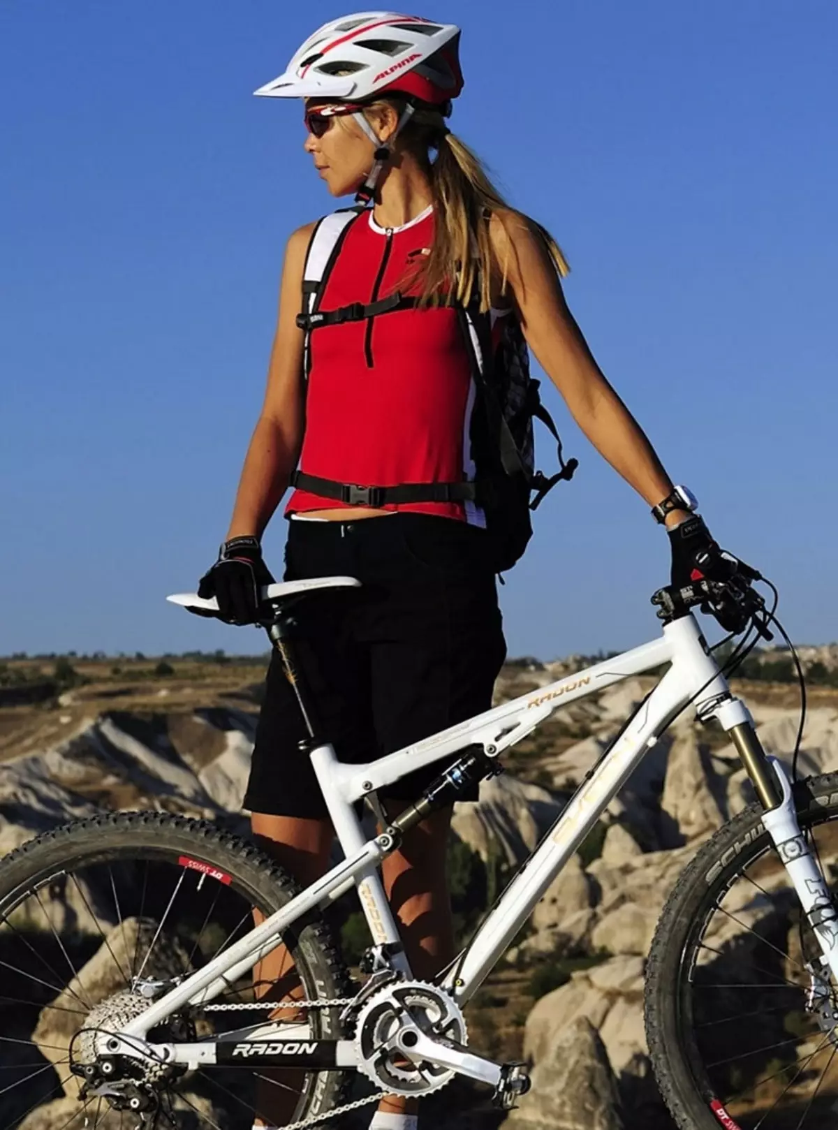 Ženske bicikle (64 fotografije): urbani, zadovoljstvo, sklopivi i drugi modeli. Kako odabrati bicikl za ženu? 8521_11