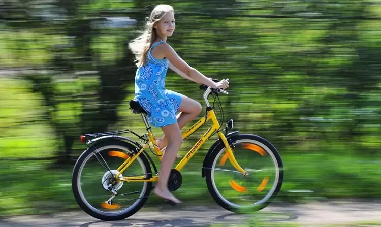 Ženske bicikle (64 fotografije): urbani, zadovoljstvo, sklopivi i drugi modeli. Kako odabrati bicikl za ženu? 8521_16
