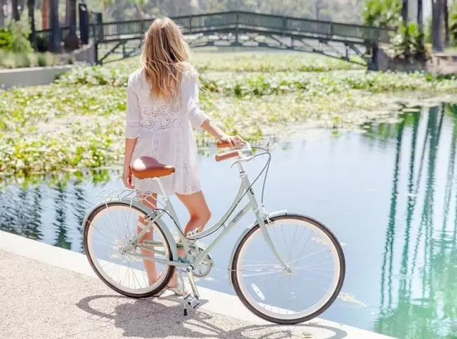 Ženske bicikle (64 fotografije): urbani, zadovoljstvo, sklopivi i drugi modeli. Kako odabrati bicikl za ženu? 8521_2