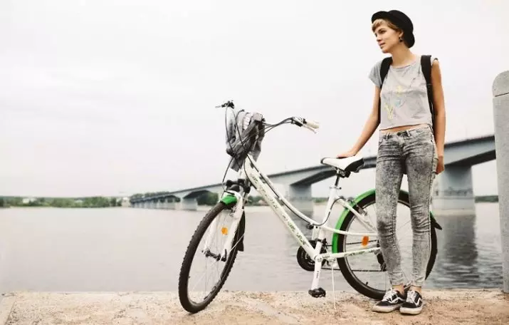Ženske bicikle (64 fotografije): urbani, zadovoljstvo, sklopivi i drugi modeli. Kako odabrati bicikl za ženu? 8521_59
