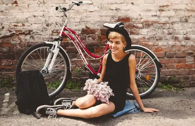 Ženske bicikle (64 fotografije): urbani, zadovoljstvo, sklopivi i drugi modeli. Kako odabrati bicikl za ženu? 8521_61