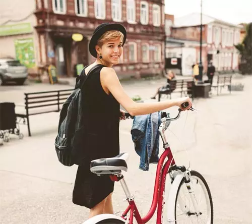 Ženske bicikle (64 fotografije): urbani, zadovoljstvo, sklopivi i drugi modeli. Kako odabrati bicikl za ženu? 8521_7