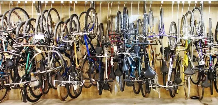 Складиштење бицикла: Како складиштети у степеништу и гаражи? Карактеристике сезонског складиштења зими. Да ли је могуће складиштити у укупном коридору и на степеништу? 8551_28