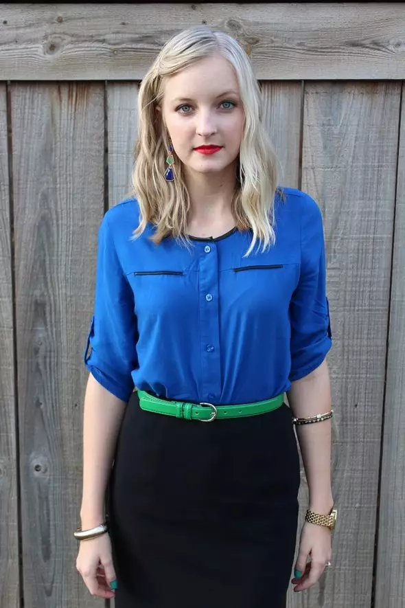 Blå Bluse (52 Bilder): Hva å bære kvinners bluser blå 855_4