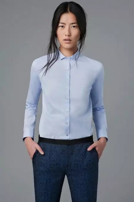 Blue Bluzka (52 zdjęcia): Co nosić bluzki damskie niebieskie 855_45