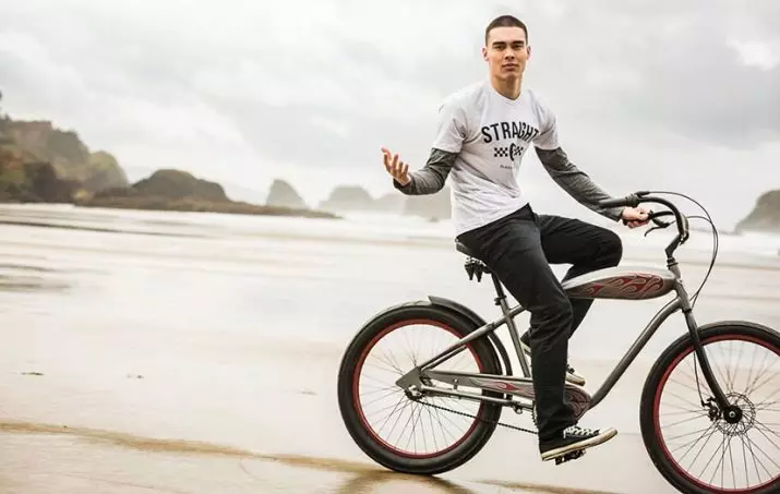 Bike Cruiser: Ano ito? Mga tampok ng mga siklo ng babae at lalaki, Schwinn at Stels Brands review. Paano pipiliin ang pinakamahusay? 8561_17