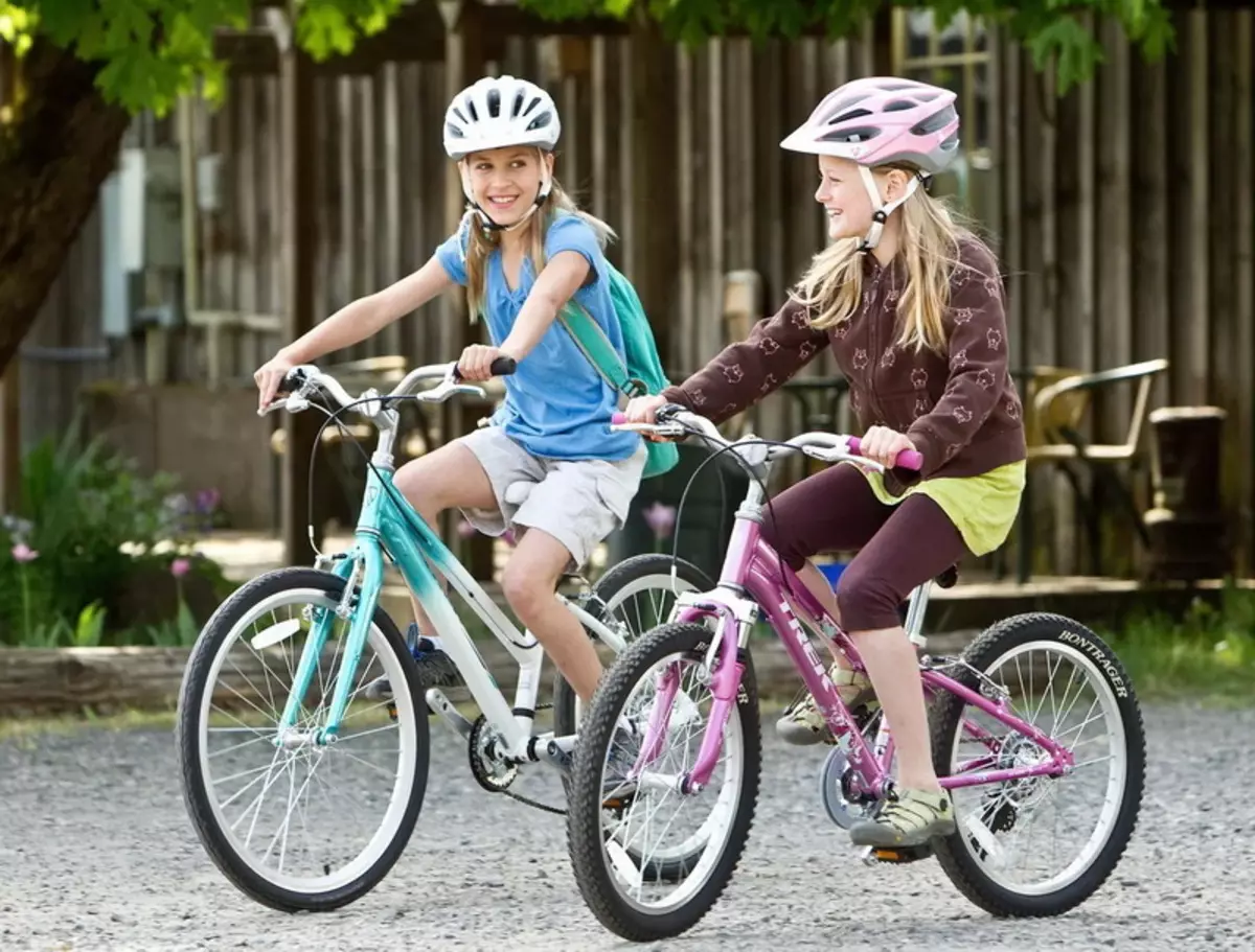 Какой велосипед купить ребенку 8 лет. Подросток на велосипеде. Дети с велосипедом. Детские велосипеды подростков. Кататься на велосипеде.