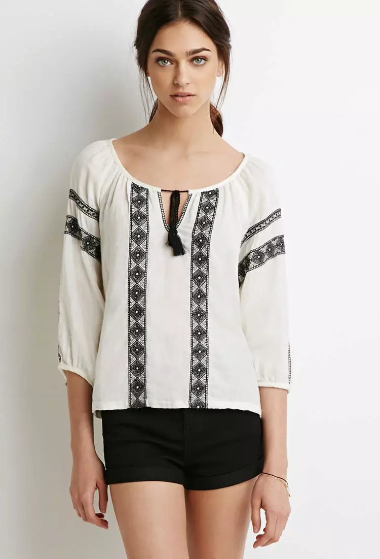 Flouse-seljak (71 fotografije): Šta nositi bluzu u seljaču, rustikalnom stilu 856_15