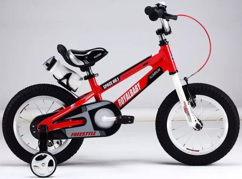 Bicycle kanggo bocah lanang umur 7 taun: Apa jenis mancal luwih apik kanggo milih bocah lanang umur pitung taun? Pilihan Ukuran 8576_21