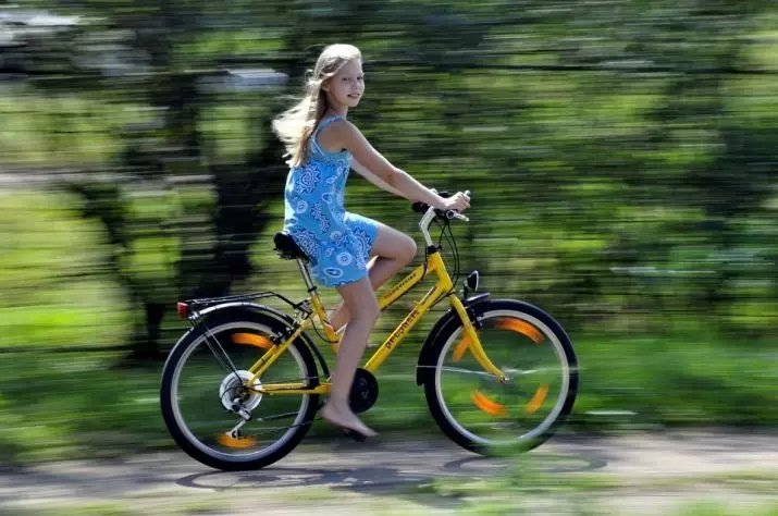 الدراجات للفتيات 10-12 سنة من العمر: على الفتاة اختيار الدراجة لمدة 11 عاما؟ نظرة عامة للطي الرياضية والدراجات أخرى 8590_3