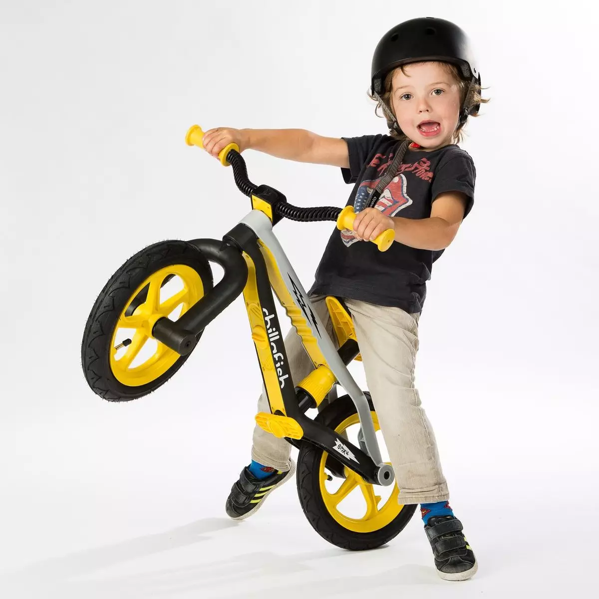 Велосипед ребенку 2 года какой. Chillafish BMXIE. Беговел Chillafish BMXIE. Беговел Chillafish желтый. Беговел kg123.
