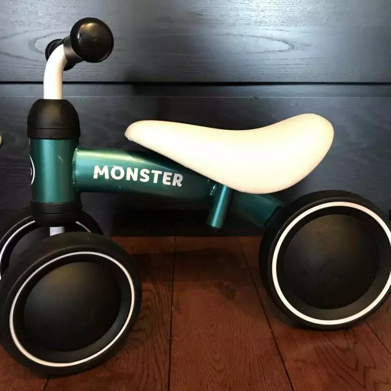 Beggov Happy Baby: Overzicht van U-Run-modellen, Mobyx, Wogo, Carbon, Monster Neo en anderen. Tips voor het kiezen van een kinderen verweerder 8619_13