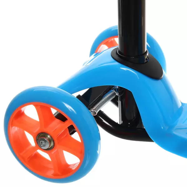 Räder für Roller: Modelle mit einem Durchmesser von 100, 110, 175, 200 mm und anderen. Gummi- und Pneumokappen. Was ist besser zu wählen? 8648_8