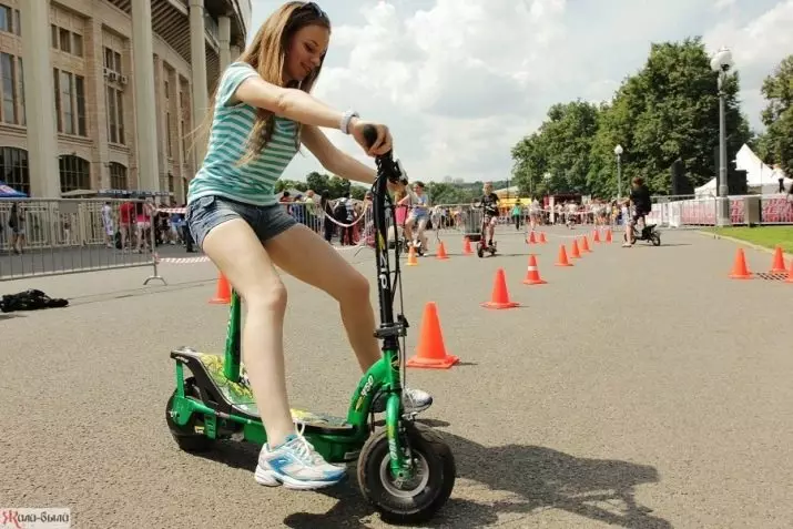 Scooters kg 120-150 kg: Abakuze bakuze bafite ibiziga binini kubantu baremerewe na scooters kubangavu bafite umutwaro ntarengwa 8652_5