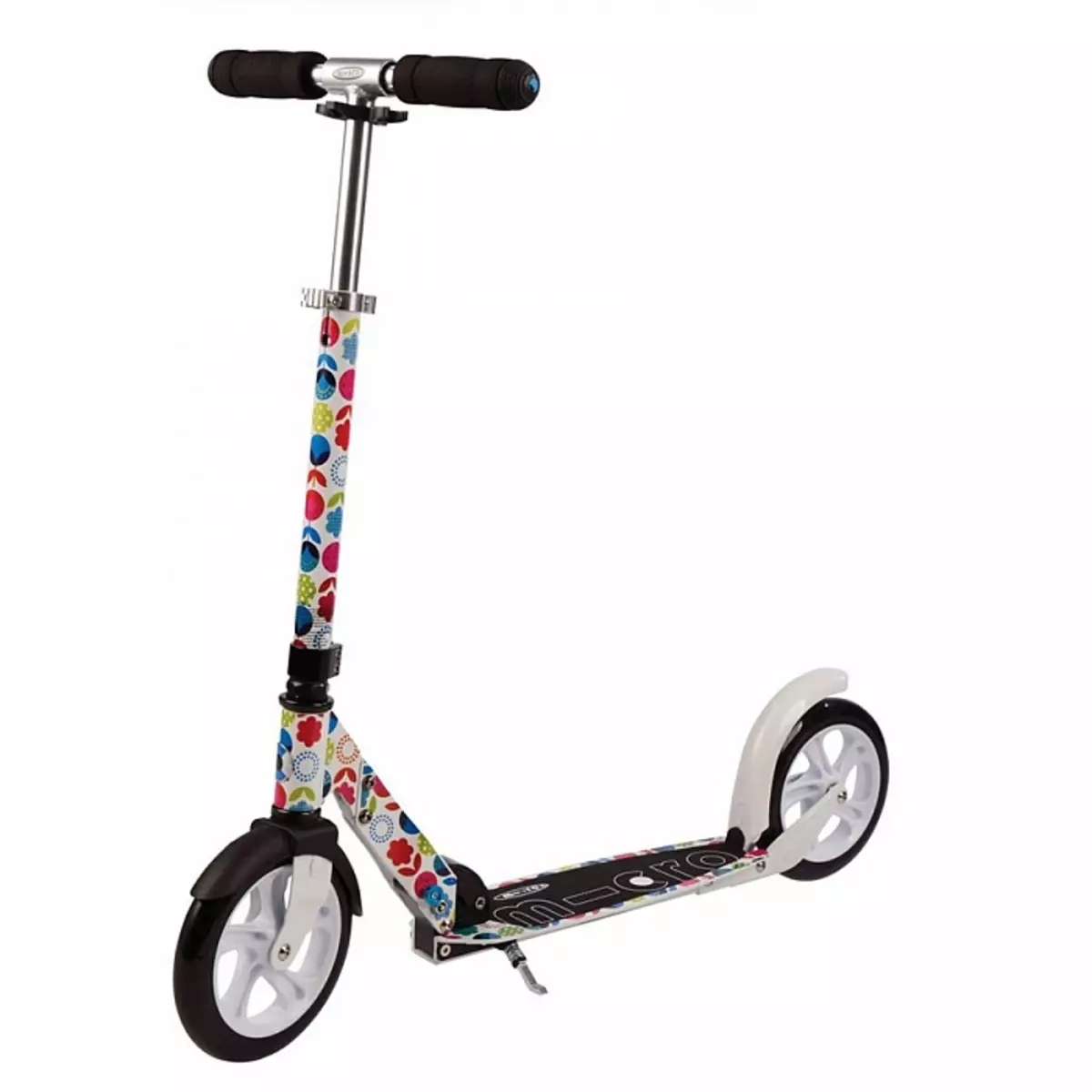 Scooter för ett barn är 10 år gammal: hur man väljer en barns tvåhjuliga scooter med stora hjul för tjejer och pojkar? 8676_15