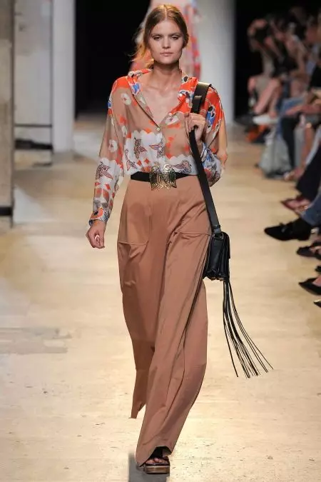 Модели на блуза 2021 (170 снимки): Модни тенденции, с яки, къси ръкави 867_168