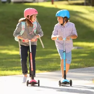 Skuter Mikro: Tinjauan model anak-anak dan dewasa roda dua dan roda tiga. Pena dan aksesori lainnya, pilih sink rumit dan listrik 8712_26