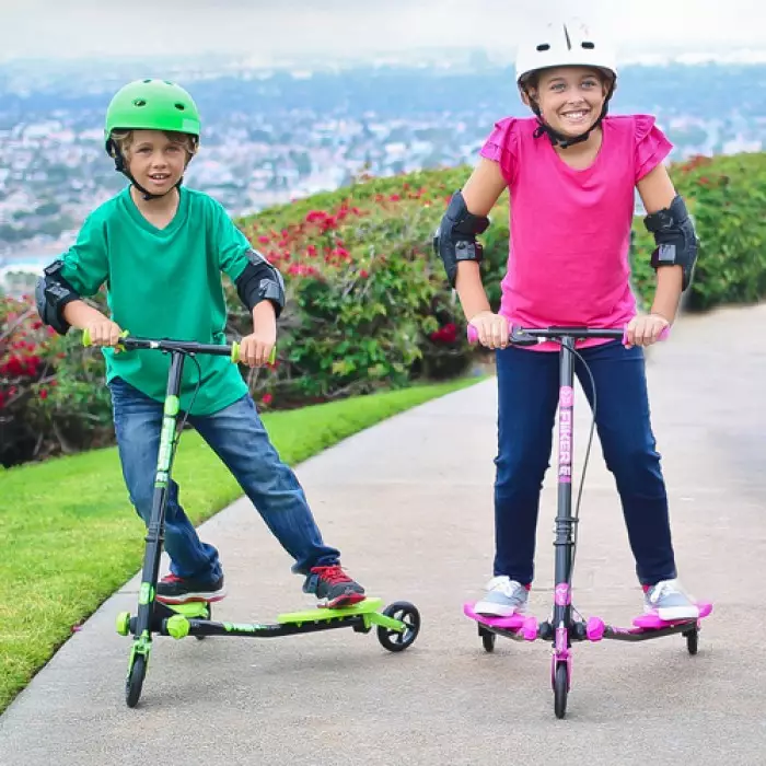 Baby 3-wheel skuter (31 gambar): Penarafan skuter tiga roda yang terbaik untuk kanak-kanak 2-5 tahun. Peranti dan pilihan 8716_5