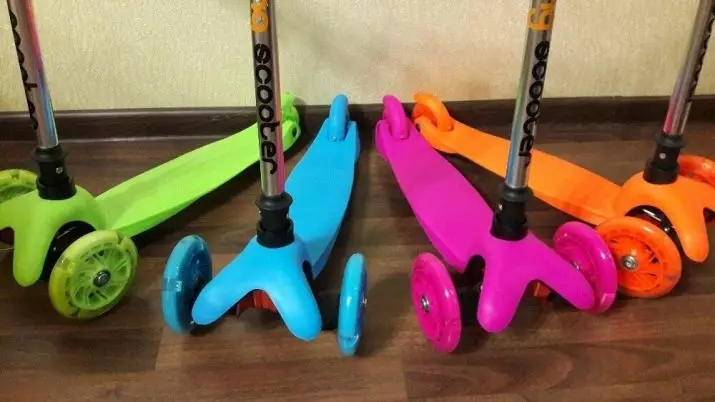 Scooter pieghevoli per bambini: come decomporre e piegare scooter per i bambini? Proti e modelli svantaggiati 8720_9