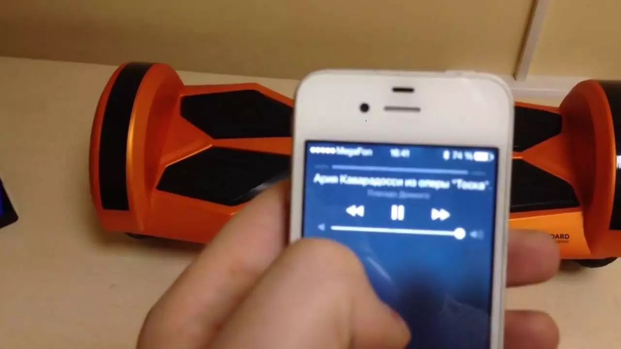 Kako omogućiti glazbu na GyroScuter? Kako spojiti žiro telefon putem Bluetootha? Kako postaviti opremu i reproducirati glazbu s iPhonea? 8745_8