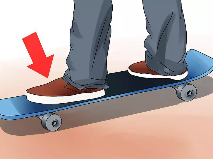 Kako se naučiti voziti skateboard? Kako zavirati in se obrnete na skateboard? Pravila za otroka. Učenje skoka 8767_24