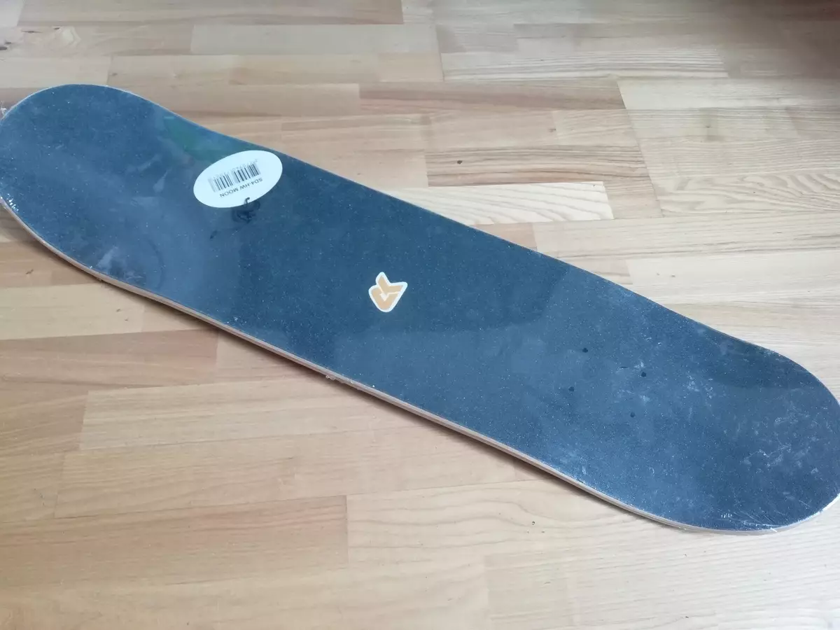 Skateboard denis: dydžiai ir ilgis cm, juodais deniais, be modelio ir kito dizaino. Kaip pasirinkti denio formą ir plotį? 8770_13