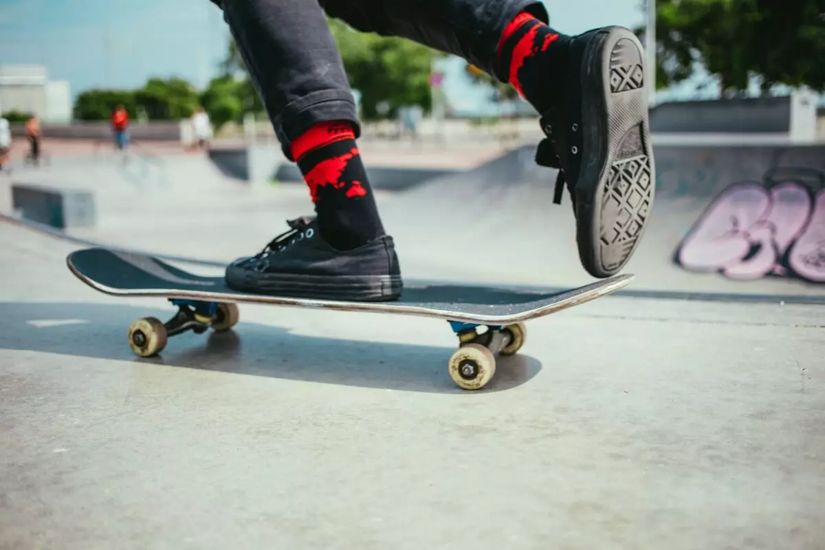 Skate Tricky: Bagaimana untuk memilih papan selaju profesional dan berapa beratnya? Menilai model terbaik 8771_21