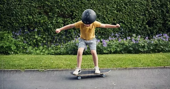 Mini skeitborda: labākie mazie modeļi bērniem un pieaugušajiem. Kā braukt ar mini slidu? 8775_18