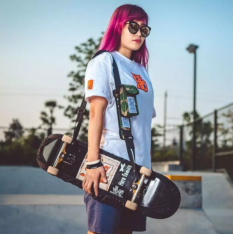 Skateboard ryggsäck: Hur man väljer ett lock eller bärväska med en form för en skateboard? 8782_7