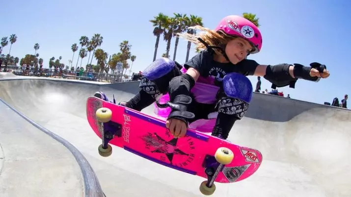Skateboard pour enfants: Comment choisir un skate pour les enfants de 3, 4, 6 et 8 ans? Comment choisir une protection et des détails? Et si la planche à roulettes monte sur le côté? 8784_32