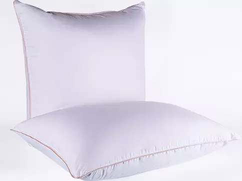 Βαθμολογήστε μαξιλάρια για ύπνο: Τι καλύτερα σύμφωνα με τις κριτικές; Κορυφαίοι κατασκευαστές. Πώς να επιλέξετε το πιο άνετο μαξιλάρι; 8844_12