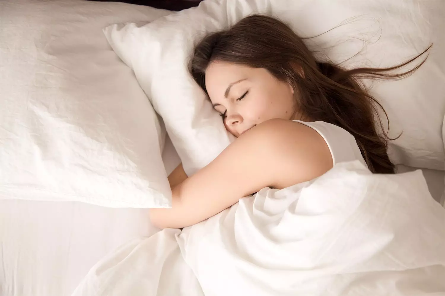 評價枕頭睡眠：評論有什麼更好？頂級製造商。如何選擇最舒適的枕頭？ 8844_49