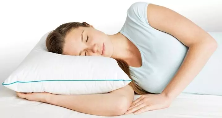 評價枕頭睡眠：評論有什麼更好？頂級製造商。如何選擇最舒適的枕頭？ 8844_5