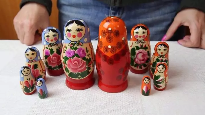 Semenov Matryoshka (24 Ritratti): Elementi tal-pittura u l-istorja tal-emerġenza, karatteristiċi tal-fabbrika tal-ġugarelli 8872_13