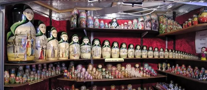 Semenov matryoshka (24 foto): elemen lukisan dan sejarah munculnya, fitur mainan pabrik 8872_18