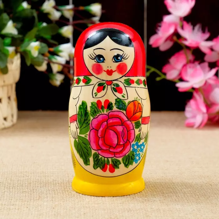 Semenov Matryoshka (24 photos): Abubuwa da zanen da tarihi na fitowan, siffofi na wasan yara factory 8872_6