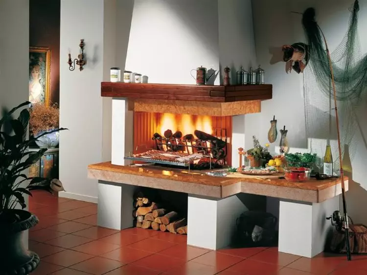 ¿Cómo decorar la chimenea? Registro con sus propias manos de chimeneas decorativas de cajas y otras. Decoración con decoraciones navideñas de ramas de abeto y otras ideas. 8902_15