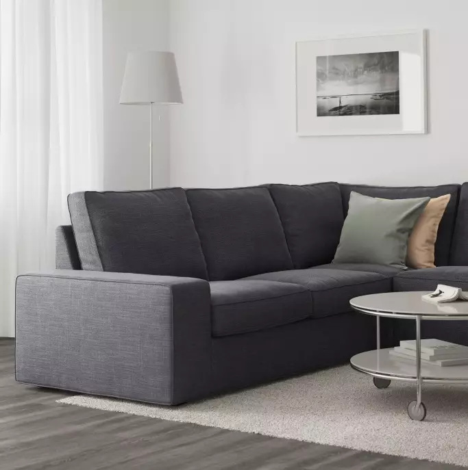 Ikea sofas (50 fotos): camas de sofás angulares e plegados amarelos con lugar de durmir, pequenos á cociña, cunha mesa en brazos e outros modelos 8911_4