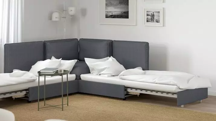 Ikea sofas (50 poto): ranjang sofa sudut sareng tilepan konéng sareng tempat bobo, anu alit ka méja dina armrest sareng modél anu sanés 8911_6