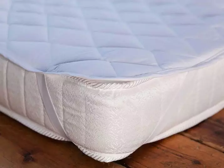 تخت خواب کودکان (60 عکس): یک گزینه تاشو را انتخاب کنید - ترانسفورماتور با یک پشت و کمربند نرم برای یک پسر و دختران از 5 سال در یک اتاق مهد کودک 8917_16