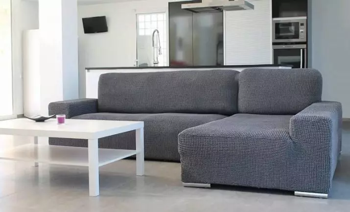 Tapaus nurkkaan sohva (49 valokuvaa): Kuinka käyttää mallia nurkan hyllyllä? Kattaa sohvalle ilman käsinojia ja ulkoneva oikealla tai vasemmalla 8918_42