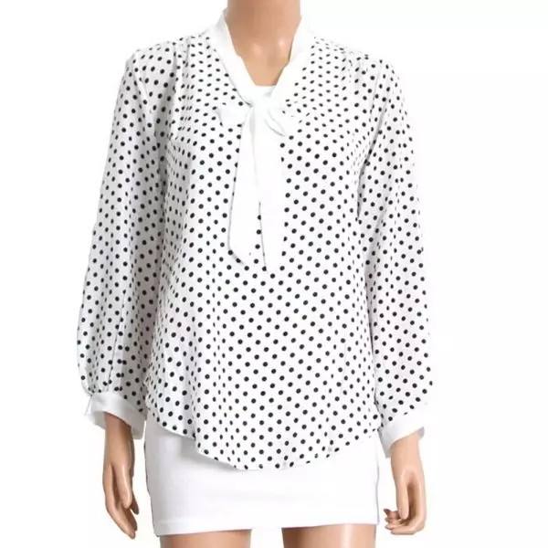 Polka dot blouses (54 mga larawan): mga modelo, na may suot na glossing blouses 892_21