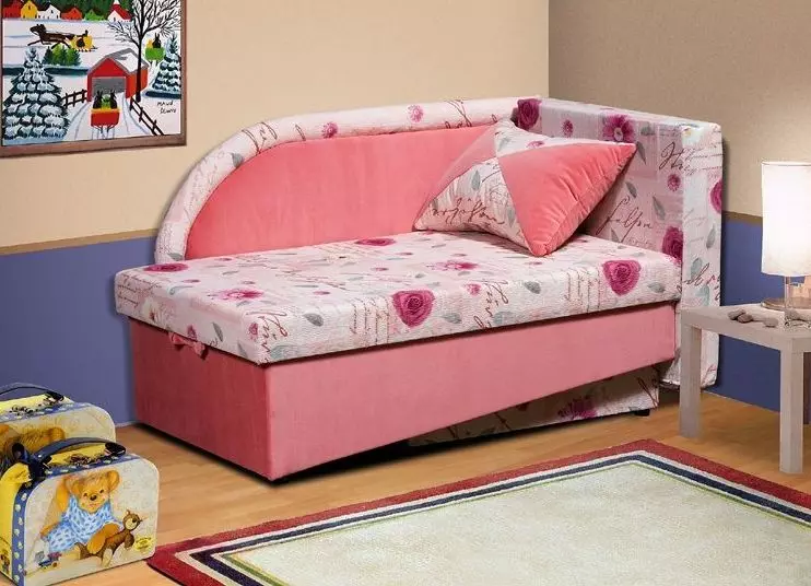 Folding ottoman (35 photos): Choose sliding bed-ottoo, transformer, folding, angular and without armrests model 8952_14