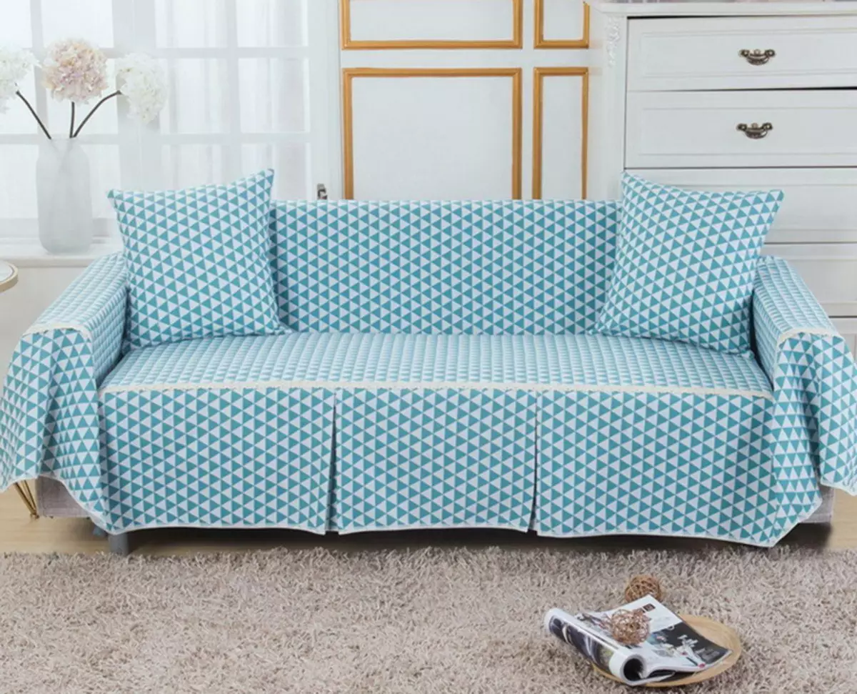 Kaso sa sofa IKEA: Seleksyon ng bedspreads para sa sulok sofas walang armrests, universal cover at iba pang mga pagpipilian 8963_24