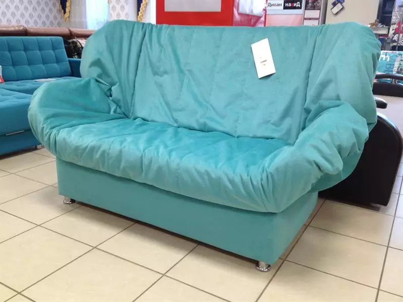 Kaso sa sofa IKEA: Seleksyon ng bedspreads para sa sulok sofas walang armrests, universal cover at iba pang mga pagpipilian 8963_43